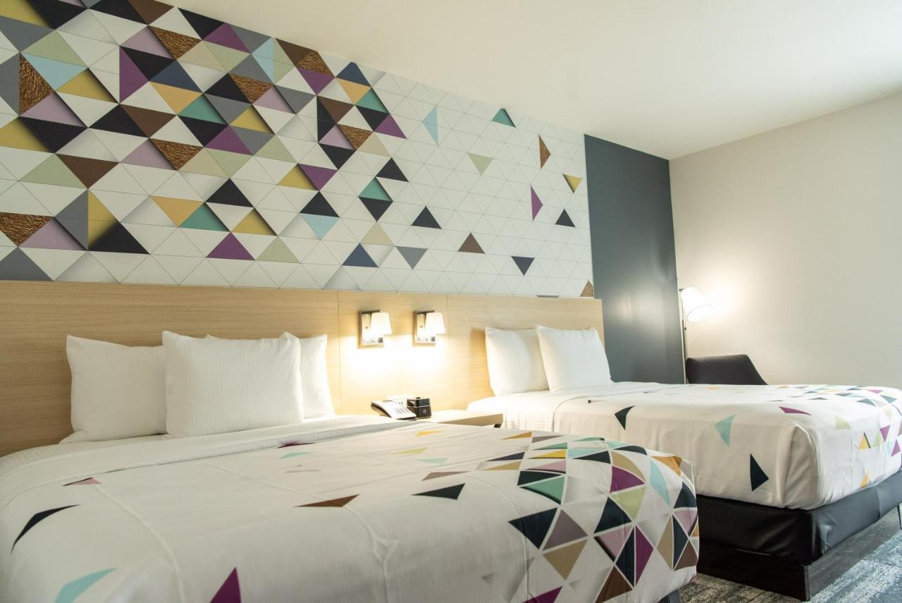 La Quinta Inn & Suites By Wyndham Lake City Extérieur photo