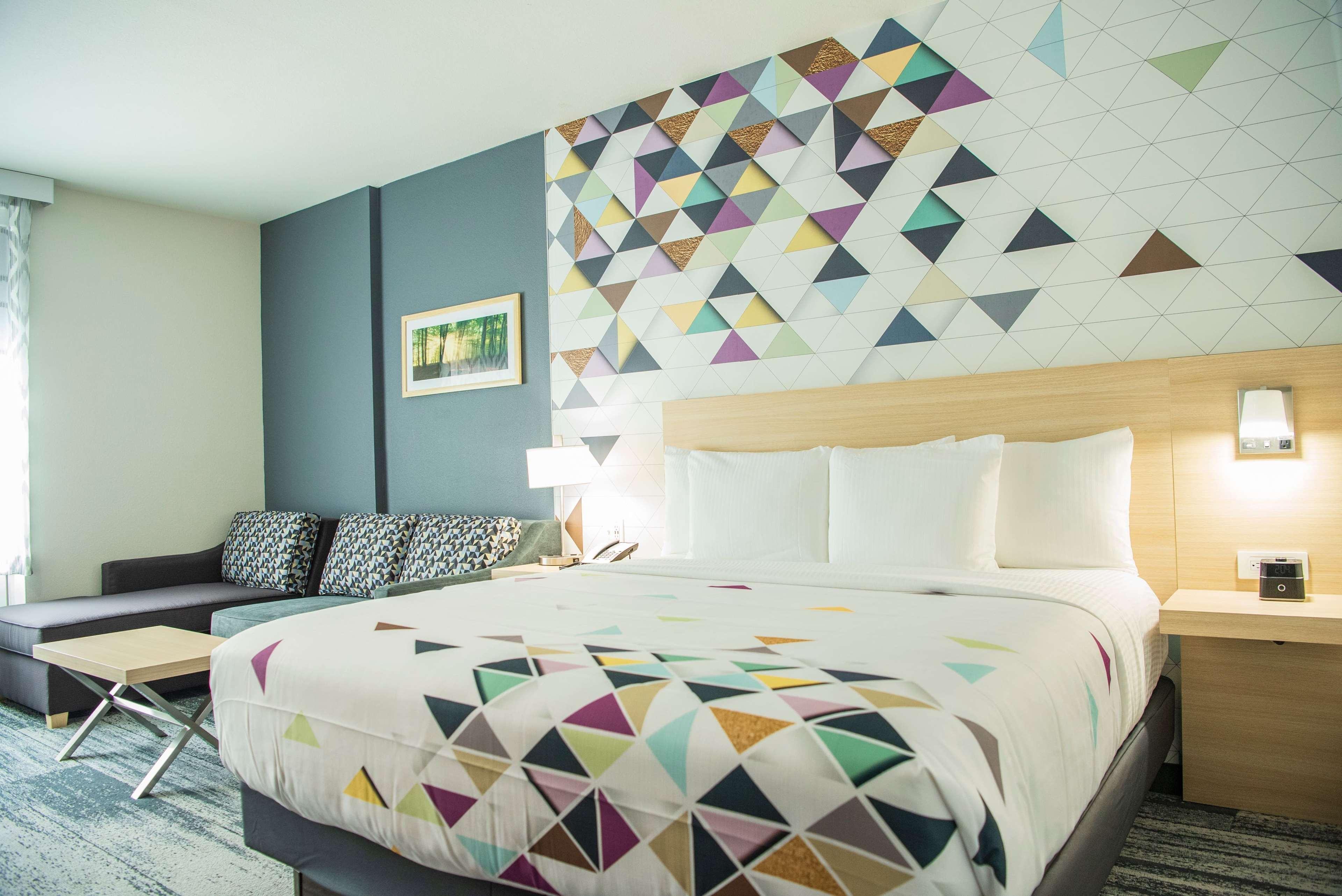 La Quinta Inn & Suites By Wyndham Lake City Extérieur photo